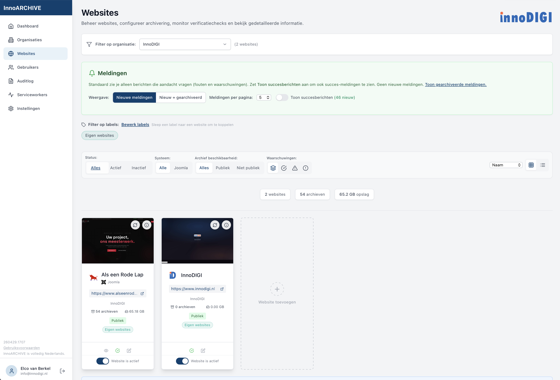 Detailpagina van een website met preview en module-schakelaars.